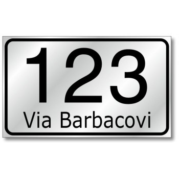 Numero civico maggiorato con nome strada 20x12, in alluminio composito, sp. 2 mm., fondo rifrangente classe 1 completo di numera
