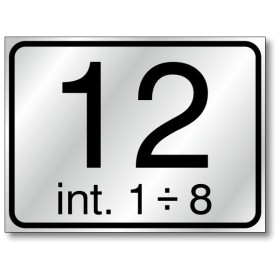 Numero civico con interni 16x12, in alluminio composito, sp. 2 mm., fondo rifrangente classe 1 completo di numerazione personali